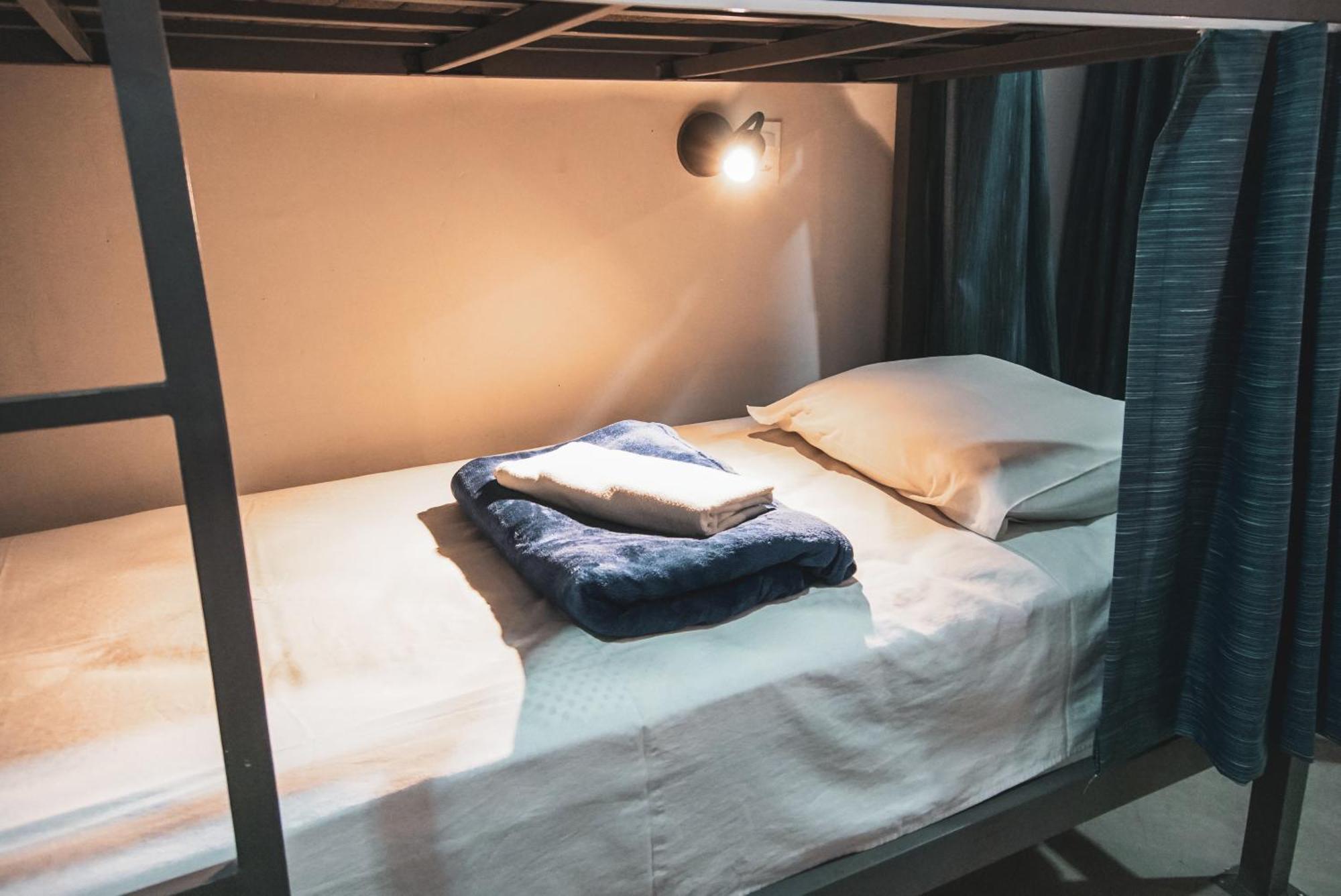 Local Hostel Novo Airão Eksteriør bilde